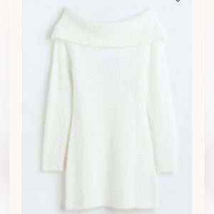 NWT-H&M Fluffy off the shoulder dress